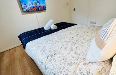 Swanky3Bed HomeModern Kitchen - Foto 18