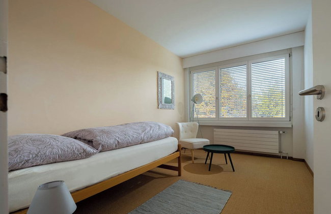 Luxury Apartment With Terrace and Garden Free Parking Smart TV etc - Foto 16