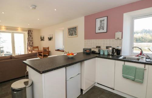 Spanish Boathouse - Photo 18