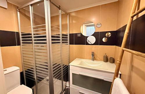 Riverfront House with Private Deck & Nature Views - Photo 21