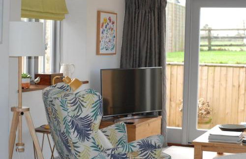 Luxury Cottage in Idyllic Cotswold Village nr Bath - Photo 4