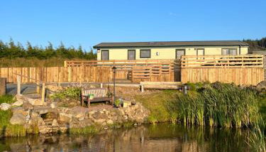 Maneight Luxury Lodge with hot tub - Foto 3