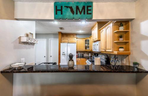 Spacious 3 BR Near NAS Jax l BBQ WiFi DirecTV - Foto 5