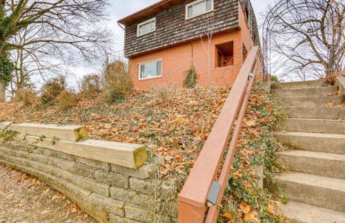 Rustic Chic Retreat 4 Mi to Kennywood! - Foto 30