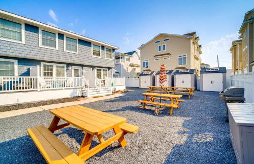 Bright Brigantine Townhome Steps to Beach Access! - Foto 2