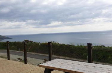 Sunset sea view chalet with hot tub - Photo 8