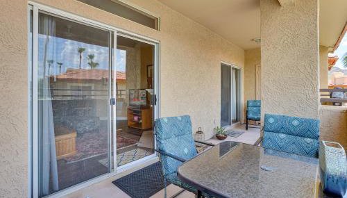 Getaway with Balcony and Spa 13 Mi to Old Town - Foto 2