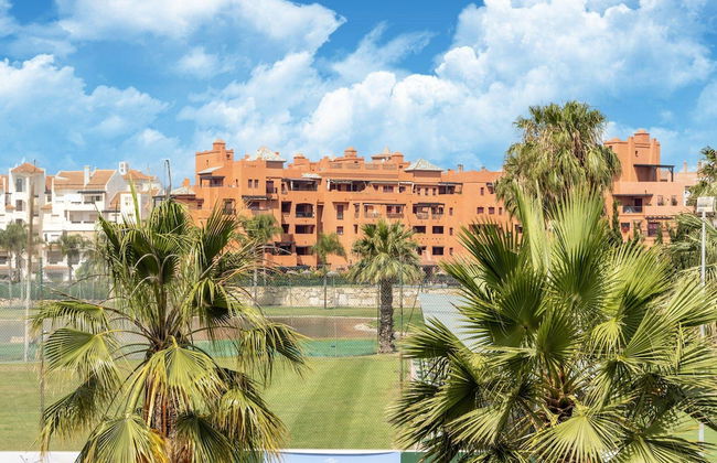 Spacious Apartment With 2 Terraces - Photo 1