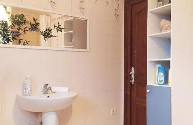 Chambre Cosy bien équipée proche RER aux Portes de Paris - Foto 18