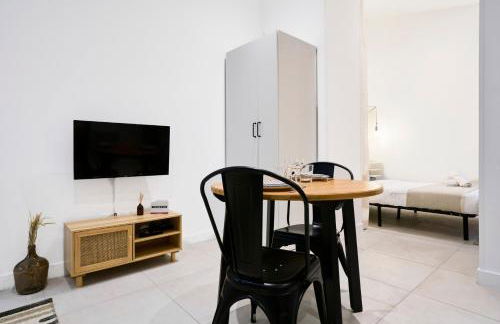 Studio hypercentre près des gares - Foto 5