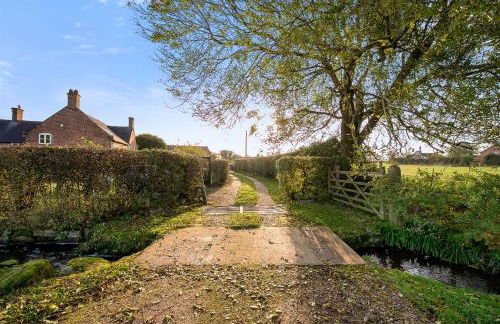 Wheelwrights Cottage - Photo 24