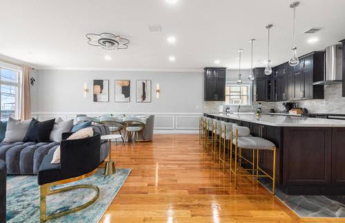 Luxury 4BR Home Near Manhattan Sleeps 12 - Foto 3