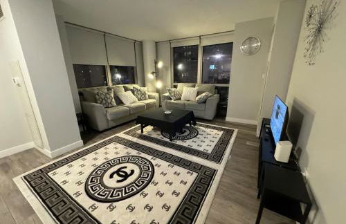 Cozy 2 bedroom condo by lakeshore - Foto 40