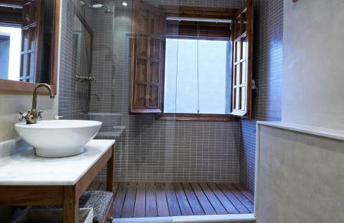 The Corner House of Altafulla - A Stroll from the Beach, in the Heart of the Old Town - Foto 12