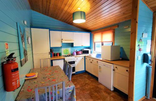 Glen Bay - 2 Bed Lodge on Friendly Farm Stay with Private Hot Tub - Foto 4