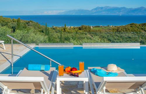 Family Villa Portes with panoramic view! - Photo 1