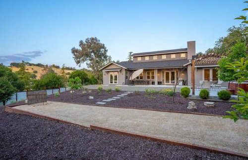 Luxurious, Modern Farmhouse in Wine Country - Foto 36