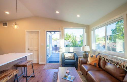 Golden Cottage Near Red Rocks and School of Mines! - Photo 5