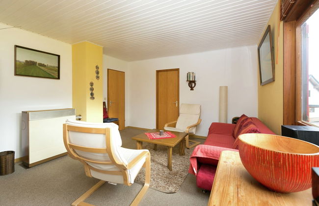 Charming Holiday Home in Liebenscheid by Forest - Foto 9