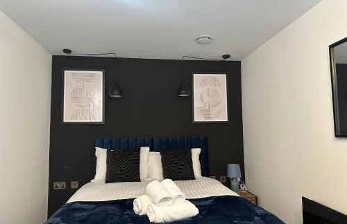 Adam Court Apartments - PE1 - Contractor Friendly - Choice of Studios or 1 Bed Apartments - Free Parking - Sofa Beds - Sky TV - Full Kitchen - Washer Dryer - WiFi - Foto 49