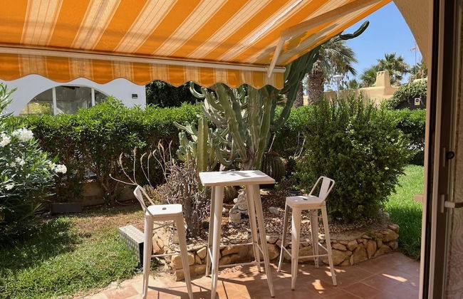 Villa Evelina 1 Minute to Beach Sleeps 8 - Photo 12