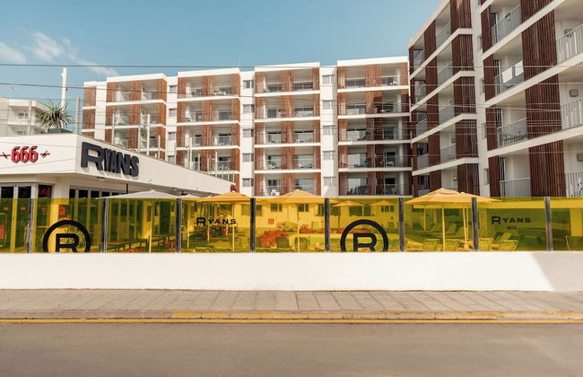 Ryans Ibiza Apartments - Adults Only - Foto 74