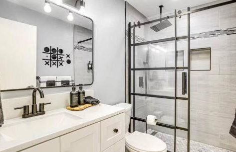 Game Night Downtown - BSU - Slots - Over 100 Games - Foto 4