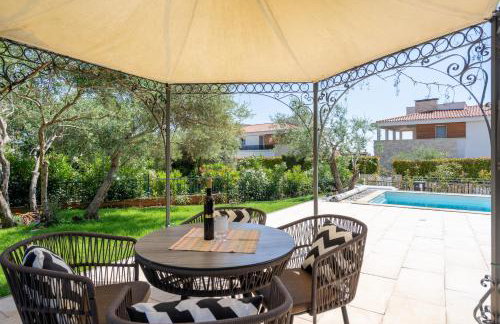 Charming Orange Apartment with Private Pool and Garden Oasis - Foto 30