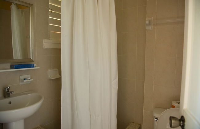 Point Village Studios and Suites - Photo 37