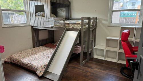 Family Fun 3-bedroom house with gym, games, toys, outdoor hangout and coffee - Foto 5