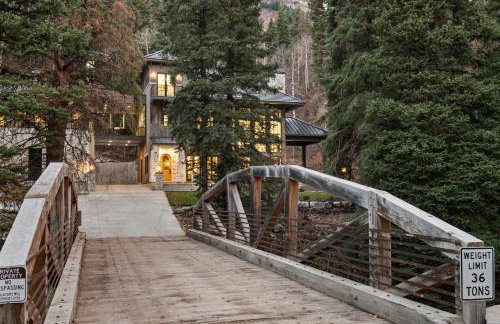 Pont de Rêves: Luxe Sundance Riverfront Chateau - Foto 67