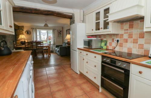 Glanyrafon Smithy - Photo 13