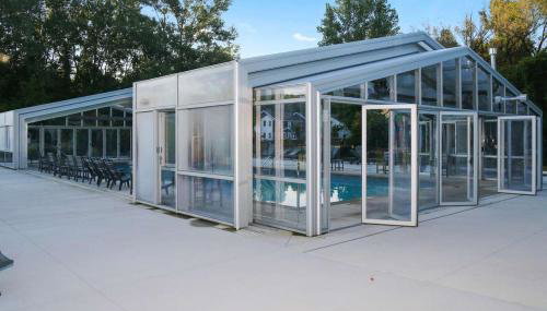 SoHa Year Round Heated Indoor Outdoor Pool - Foto 4
