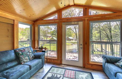 Lakefront Arkansas Home with Dock and Sunroom - Foto 22