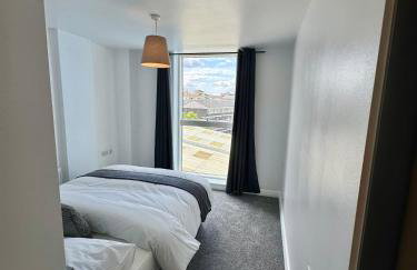 Spacious & Serene 2 Bed, Sleeps 6 With Canal View And Underground Parking - Foto 13