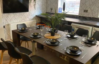 Ashton Getaway Sleeps 14 Free Parking - Foto 41