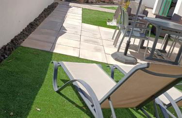 THE WHITE HOUSE with Pool - Playa Blanca - Foto 39