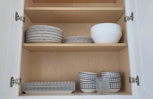 H&H New Built 2023 Hidden Gem Heart of OC 3 Queen Beds - Foto 12