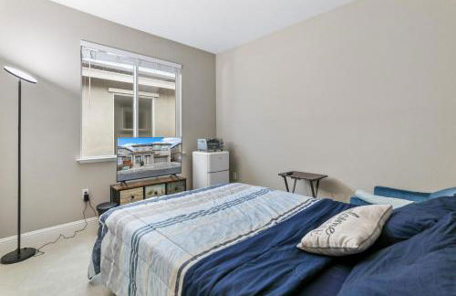 Placid Vibe Spacious 7-BR with Free Parking - Foto 26