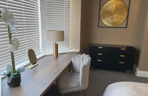 Serenity By The Sea, Stylish Two Bedroom Apartment Near The Beach, South Shields - Foto 15