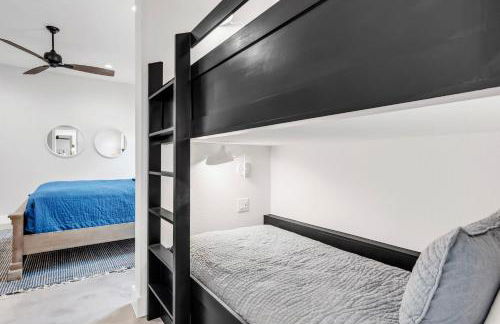 Palm Paradise on Lake LBJ with Concierge Services - Foto 38