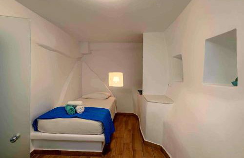 CHARMING 2BR Hilltop Serenity Suite, Lively Greek Village - Foto 11