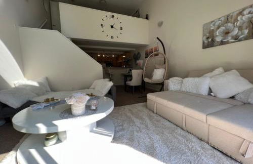 Cozy Downtown Condo Retreat with Space Needle View - Foto 31