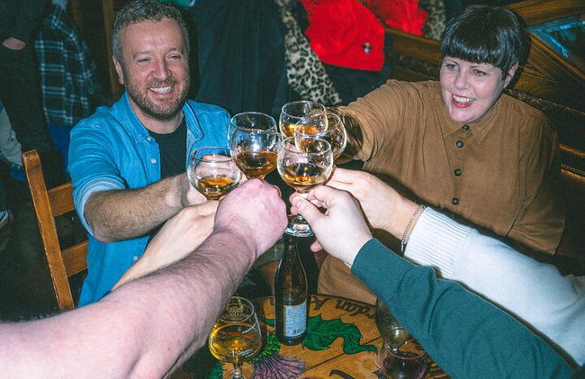 Explorez Glasgow : Visite à pied du Scottish Rogue Whisky Bar - Photo 11
