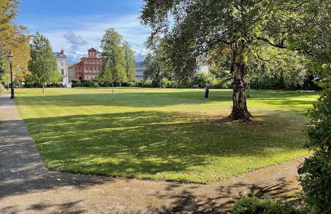 Beautiful Georgian Duplex - Photo 45