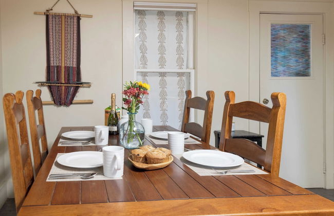 Riverfront Bend by Avantstay Private Dock, Large Yard w/ Views, Hot Tub - Foto 10