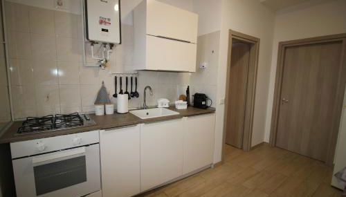 CHECK-INGANNI, sopra la metropolitana fianco CDI - Foto 4