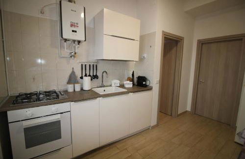 CHECK-INGANNI, sopra la metropolitana fianco CDI - Foto 4