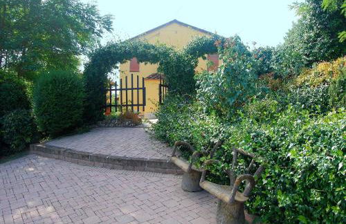 Sunlit Home With Pool - Foto 52