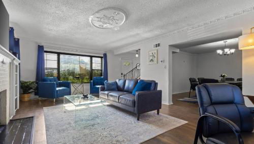 5BR Historic Home 5 min to Downtown Dallas with Large Balcony, 2 Dining Areas, 3 Fireplaces & Soaking Tub - Foto 3, Other